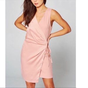 Strut & Bolt Los Angeles Bottega Satin Sleeveless Wrap Dress NEW Womens Large